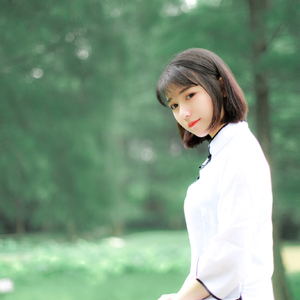 女生光溜溜图片视频素材无马塞克
